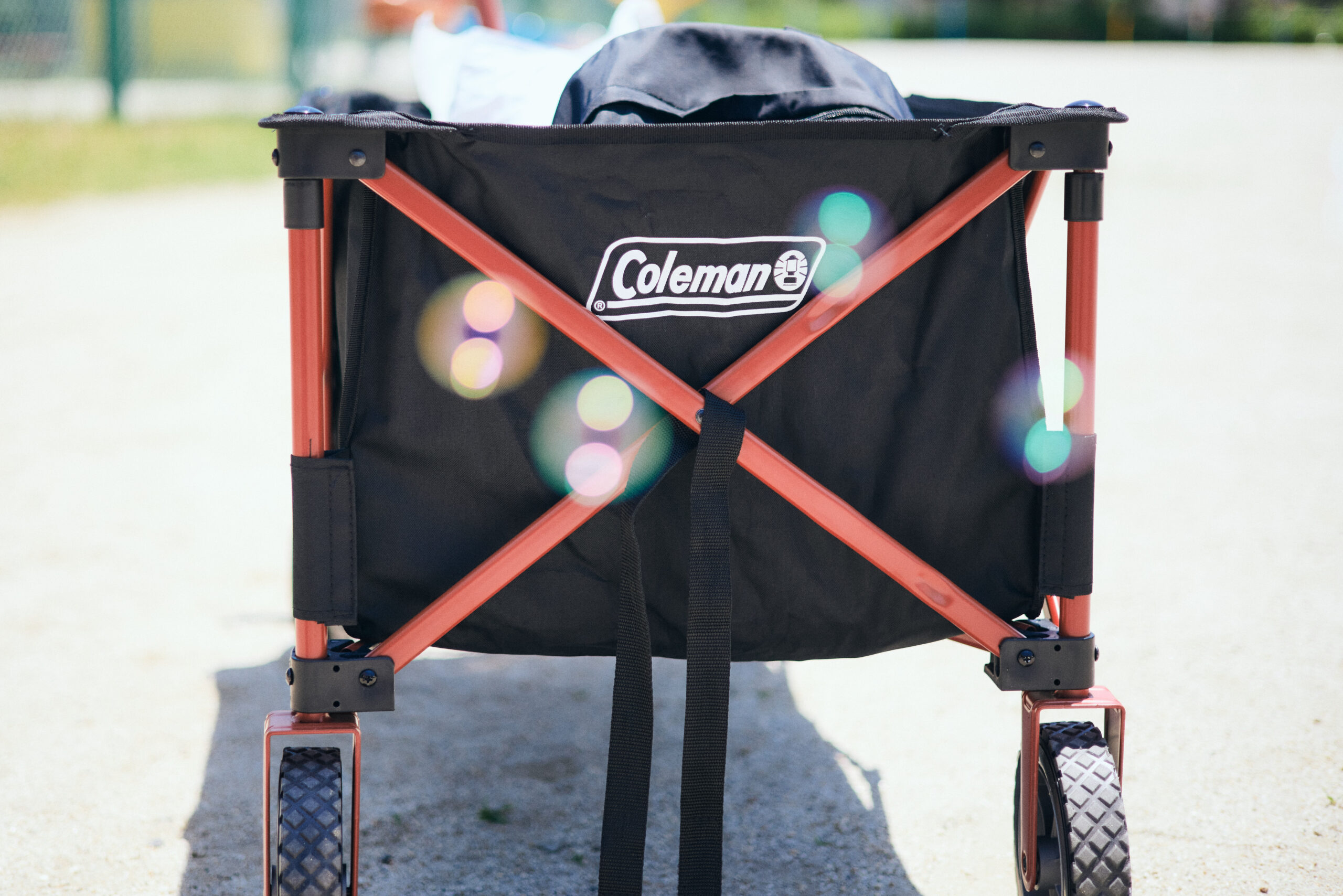 Colemanのアウトドワワゴンで運ぶ撮影機材たちを紹介します